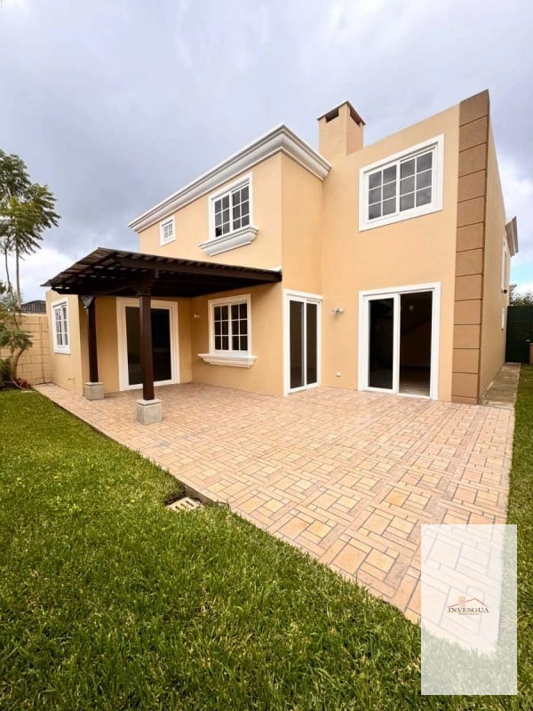 Casa En Venta En Fraijanes Villas De Entreverdes - 1