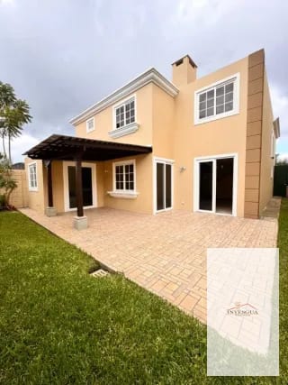 Casa En Venta En Fraijanes Villas De Entreverdes — Casa en Venta en Fraijanes, Carretera a El Salvador, Guatemala, Ciudad — miniatura 1 de 12