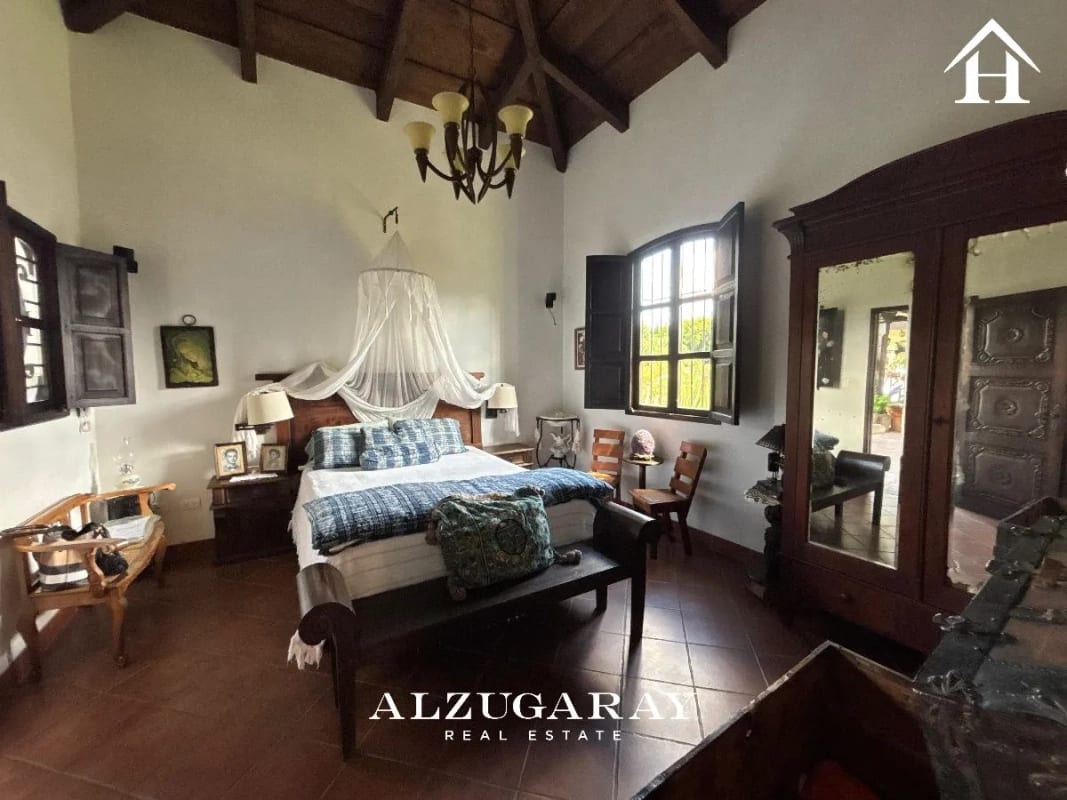 CASA DE DESCANSO AMUEBLADA - 320 MT2 / SAN LUCAS SACATEPÉQUEZ - 5