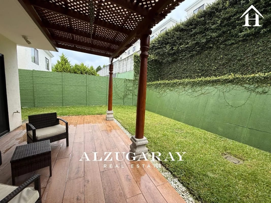CASA C/ JARDÍN Y PERGOLA Z.16- 3 HAB. / VISTAS DE SAN ISIDRO - 5