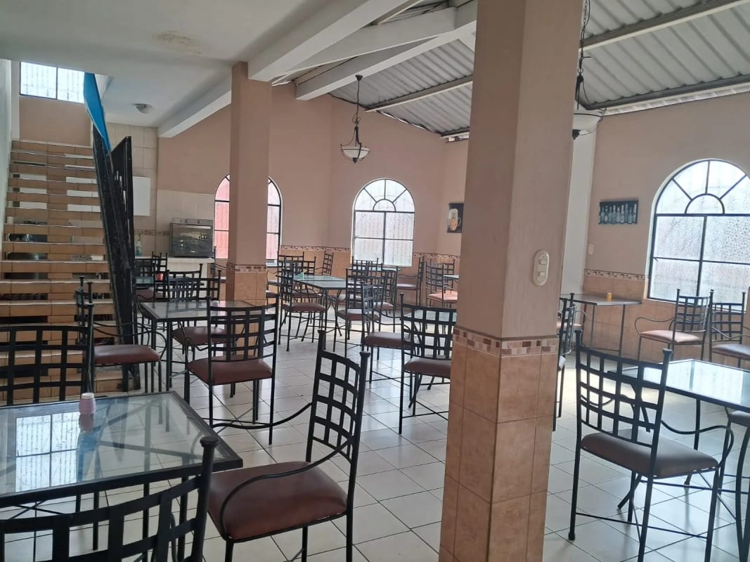 Venta de Negocio en funcionamiento/Café Restaurante — Casa en Venta en Zona 1, Guatemala, Ciudad — foto 7 de 16