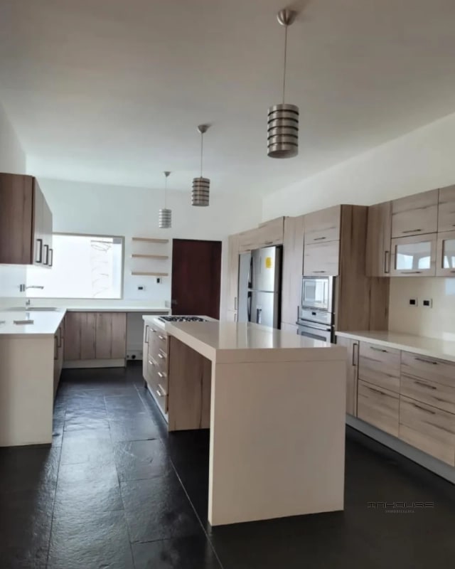 CASA EN VENTA EN ZONA 16 MODERNA, CUMBRES - 5