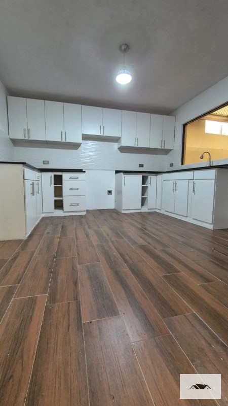 EN VENTA CASA PARA REMODELAR KM 12.5 CAES SANTA ROSALIA — Casa en Venta en Santa Rosalia La Laguna, Carretera a El Salvador, Guatemala, Ciudad — foto 1 de 15