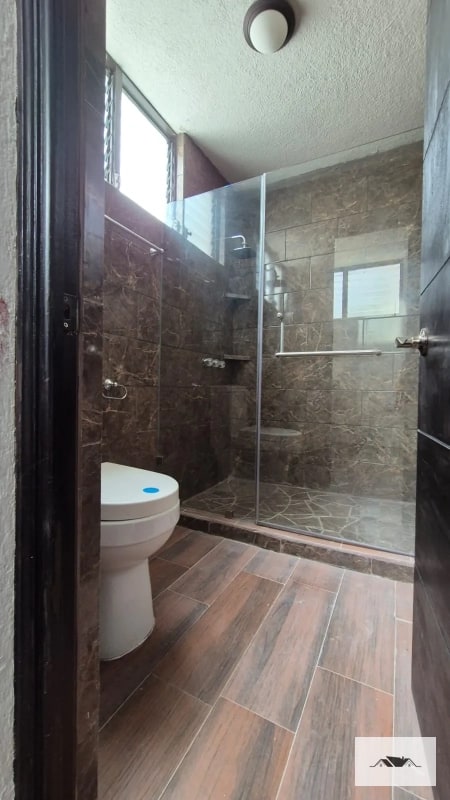 EN VENTA CASA PARA REMODELAR KM 12.5 CAES SANTA ROSALIA — Casa en Venta en Santa Rosalia La Laguna, Carretera a El Salvador, Guatemala, Ciudad — foto 7 de 15