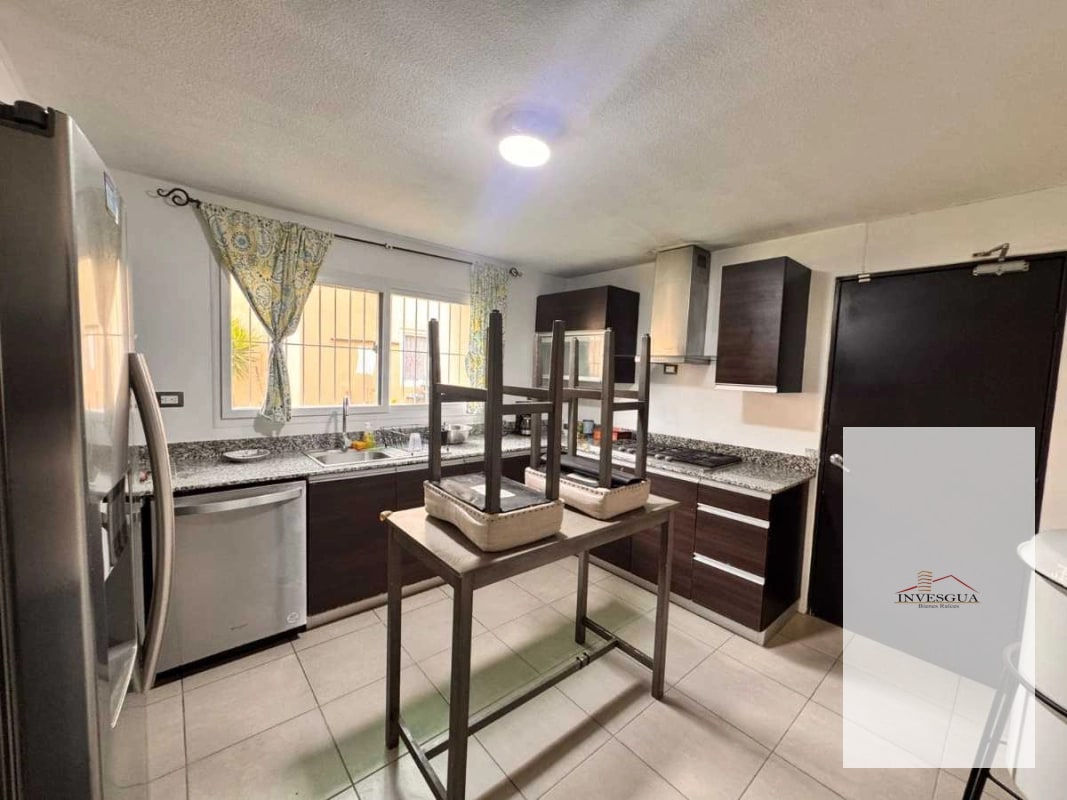 Casa en Venta cumbres de la Arboleda - 2