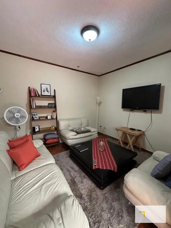 Casa en venta en zona 10 fuera de garita dentro de área residencial de 5 habitaciones — Casa en Venta en Zona 10, Guatemala, Ciudad — foto 5 de 16