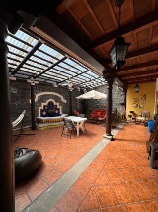 Casa en venta en zona 10 fuera de garita dentro de área residencial de 5 habitaciones — Casa en Venta en Zona 10, Guatemala, Ciudad — miniatura 10 de 16