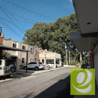 CASA EN VENTA EN COLINAS DE MONTE MARIA SUR — Casa en Venta en Villa Nueva, Guatemala, Ciudad — miniatura 1 de 6