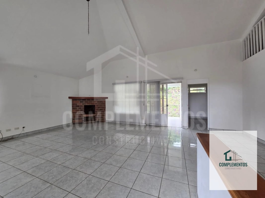 Casa en Venta San Bartolome  Milpas Altas - 9