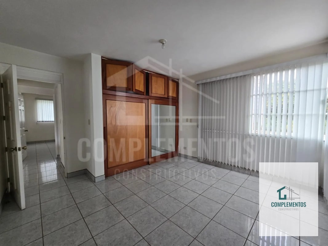 Casa en Venta San Bartolome  Milpas Altas - 2
