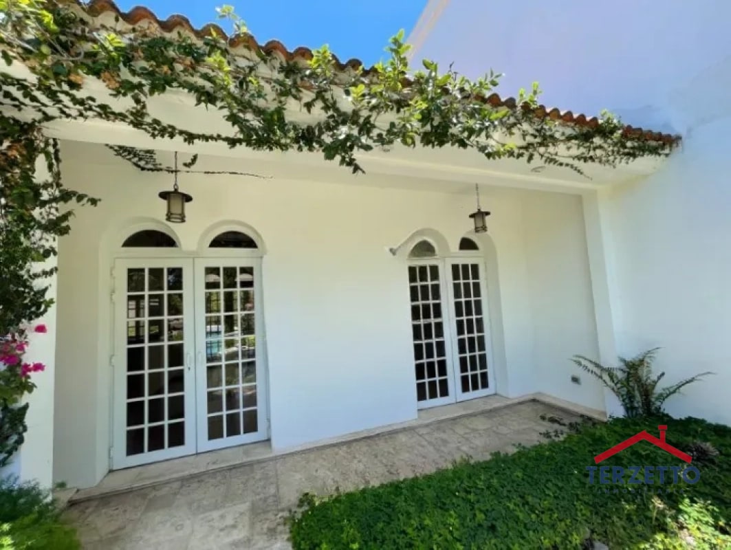 Casa en Foresta Cayalá Zona 16 - 8