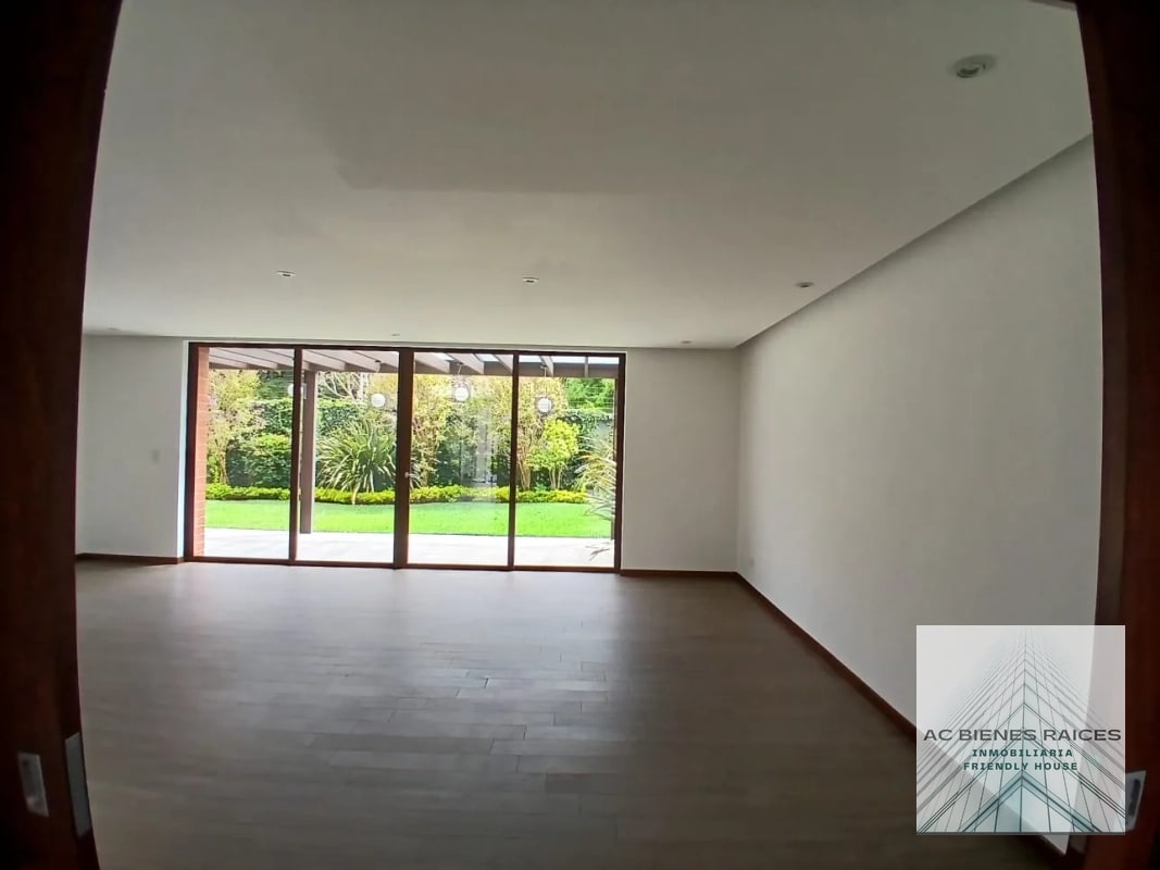 HERMOSA CASA EN RENTA BURANAS KM. 15.5 - 13