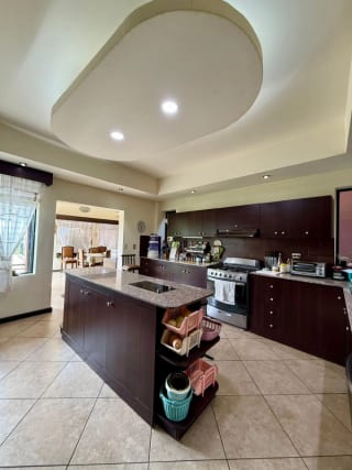 casa en Venta Bellas Luces, acceso privado por La Brecha, final 20 calle zona 10 — Casa en Venta en Bellas Luces, Santa Catarina Pinula, Guatemala, Ciudad — miniatura 9 de 11