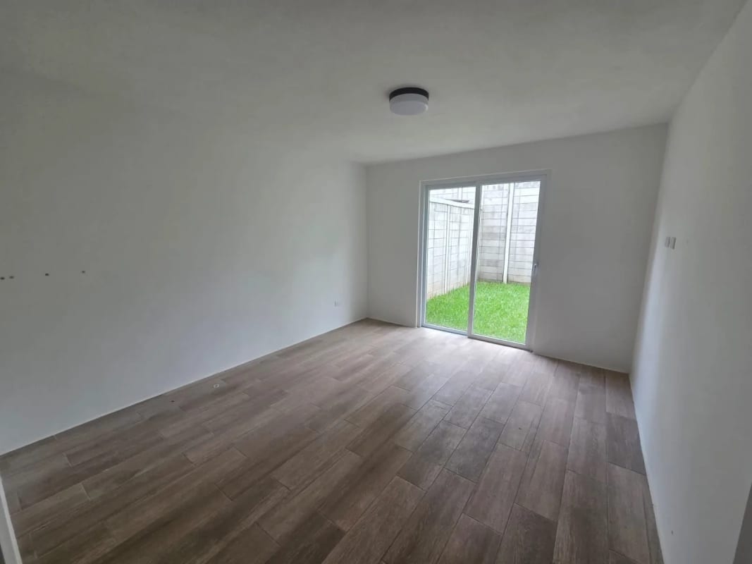 Casa para estrenar en Los Eucaliptos de Pinabetes - 11