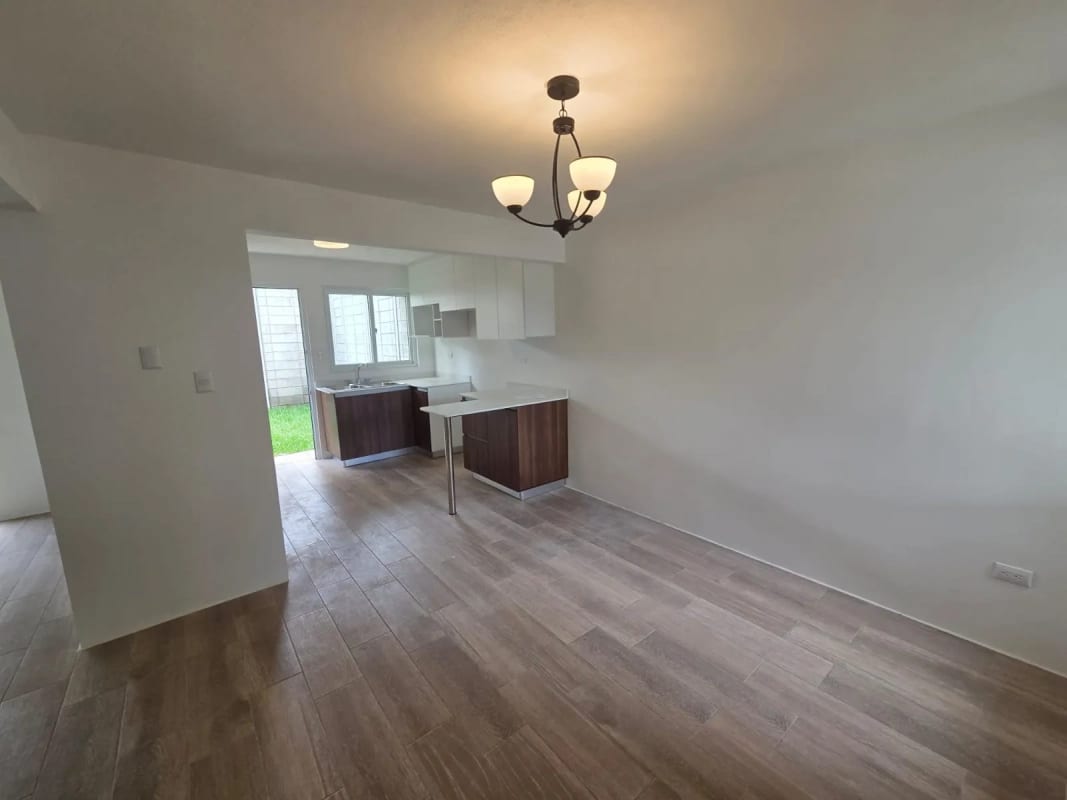 Casa para estrenar en Los Eucaliptos de Pinabetes - 10