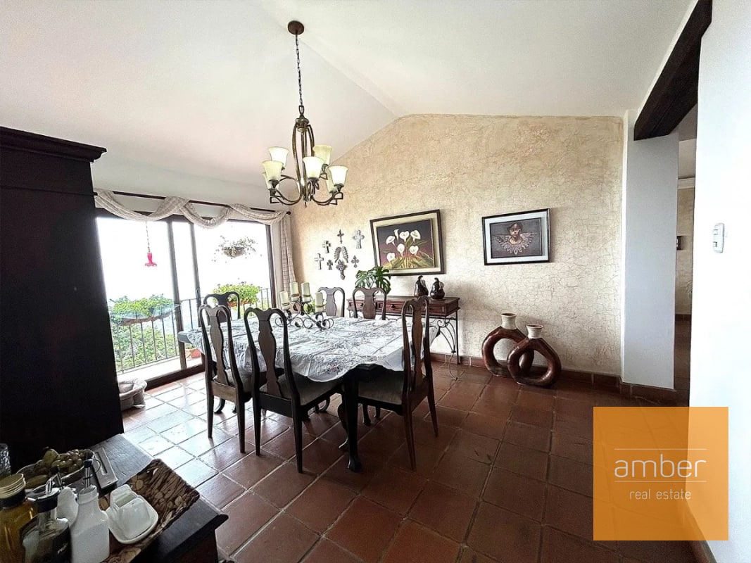 Casa en Altos de Miralvalle, Mixco - 10