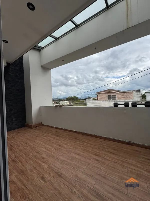 Casa en Venta Zona 8 de Mixco San Cristóbal — Casa en Venta en Zona 8 Mixco, Guatemala, Ciudad — foto 2 de 12