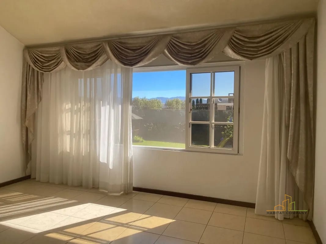 Casa Venta Km 16-20 CAES - Entrada Calle Olmeca - Residenciales Santa Mónica- Rentada para Inversionista  — Casa en Venta en km 16-20, Carretera a El Salvador, Guatemala, Ciudad — foto 1 de 9