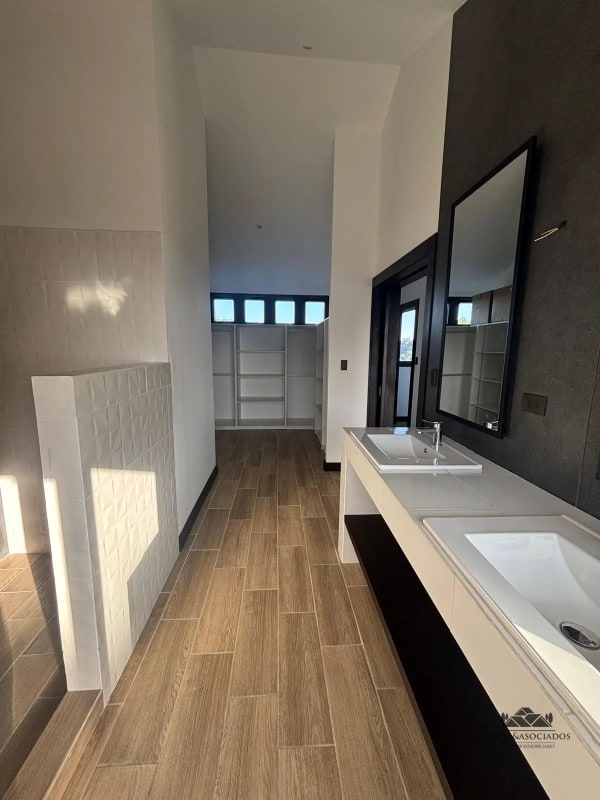 CASA EN VENTA SAN AGUSTIN VISTA AL LAGO - 2