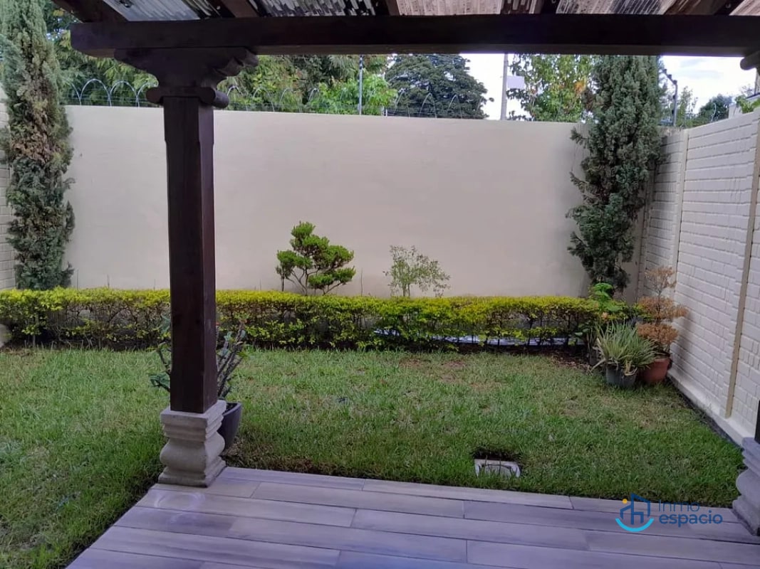 Casa en Venta- Zona 4 de Mixco, Vistas del Naranjo 1 - 7