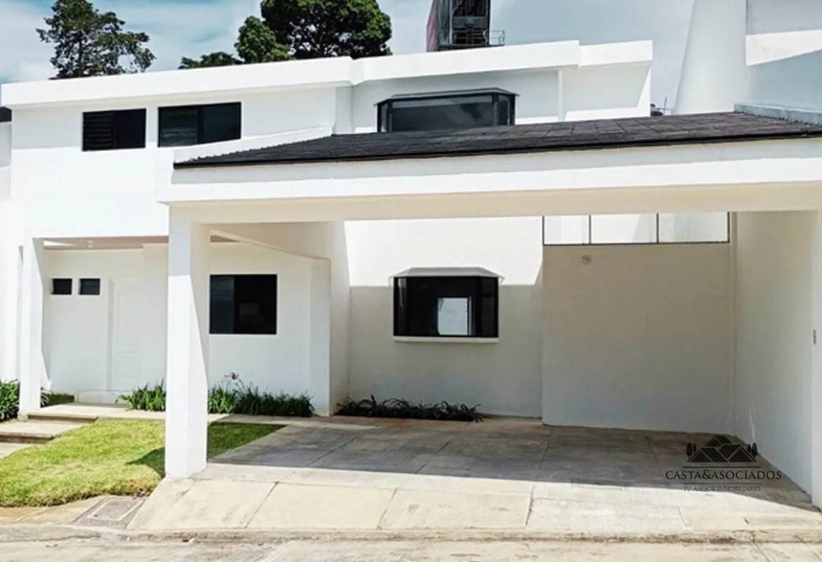 CASA EN VENTA KM 10.5 CARRETERA A EL SALVADOR - 2