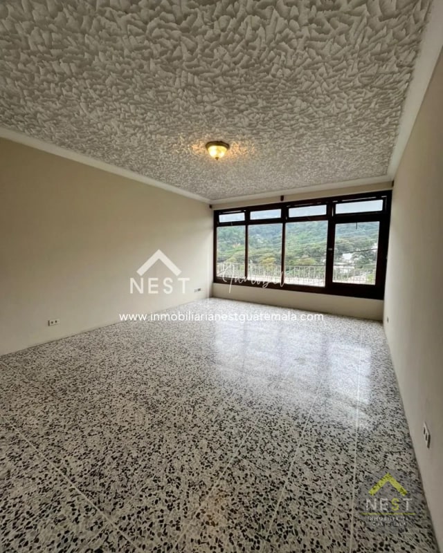 Casa de 4 habitaciones en Venta, Ciudad San Cristóbal | Res. Loma Real — Casa en Venta en Loma Real, Zona 8 Mixco, Guatemala, Ciudad — foto 13 de 17