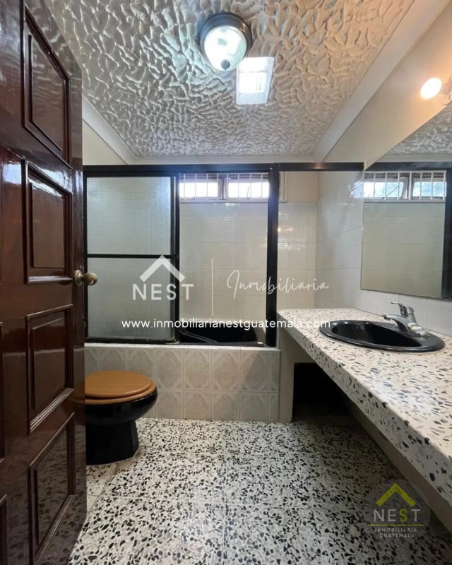 Casa de 4 habitaciones en Venta, Ciudad San Cristóbal | Res. Loma Real — Casa en Venta en Loma Real, Zona 8 Mixco, Guatemala, Ciudad — foto 12 de 17