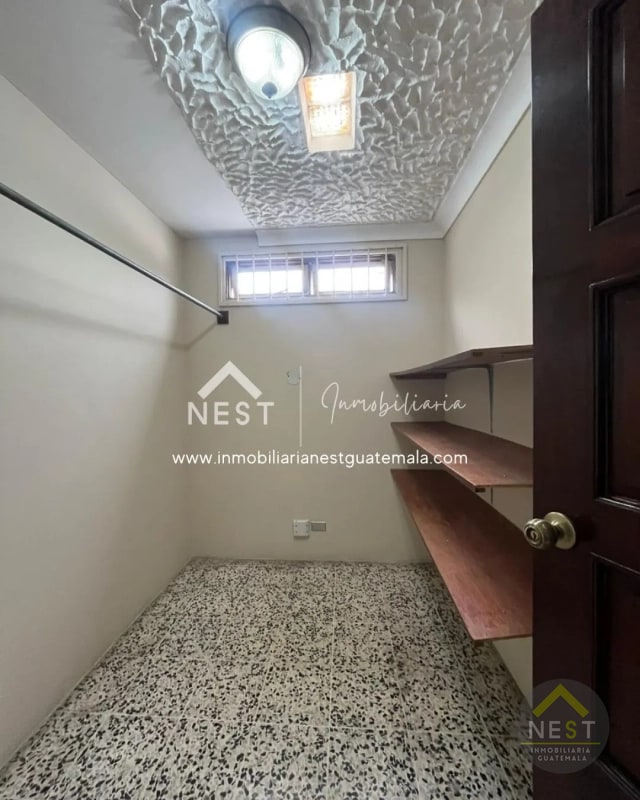 Casa de 4 habitaciones en Venta, Ciudad San Cristóbal | Res. Loma Real — Casa en Venta en Loma Real, Zona 8 Mixco, Guatemala, Ciudad — foto 11 de 17