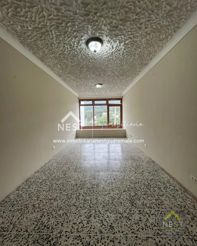 Casa de 4 habitaciones en Venta, Ciudad San Cristóbal | Res. Loma Real — Casa en Venta en Loma Real, Zona 8 Mixco, Guatemala, Ciudad — foto 10 de 17