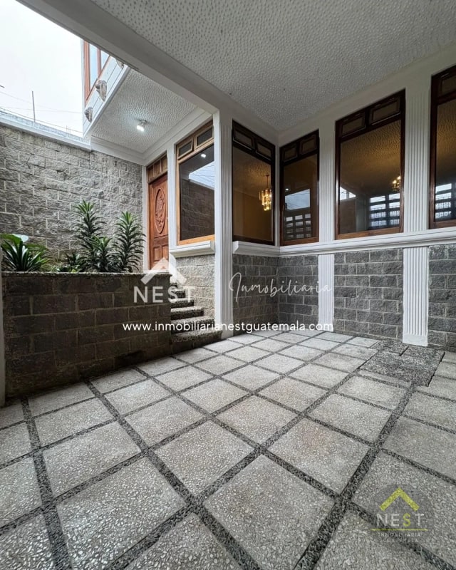 Casa de 4 habitaciones en Venta, Ciudad San Cristóbal | Res. Loma Real — Casa en Venta en Loma Real, Zona 8 Mixco, Guatemala, Ciudad — foto 2 de 17