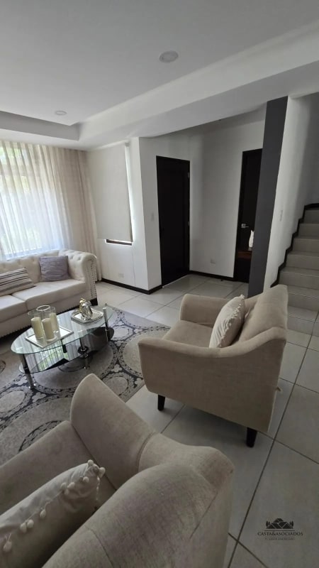 CASA EN VENTA EN ZONA 4 DE MIXCO - 8