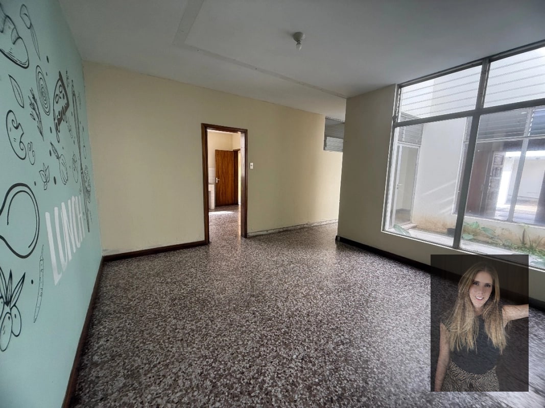 Casa para oficina, clinicas medicas, etc en zona 10 - 16