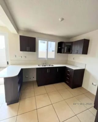 CASA EN VENTA EN CAES KM 25 -ALTOS DE VILLAGE- — Casa en Venta en Carretera a El Salvador, Guatemala, Ciudad — miniatura 10 de 10