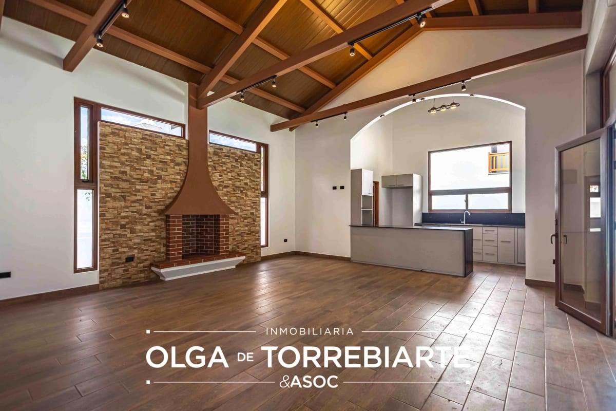 Casa en Complejo Villas de Duero, San Pedro El Alto, Antigua Guatemala — Casa en Alquiler en Antigua, Sacatepéquez — foto 8 de 10