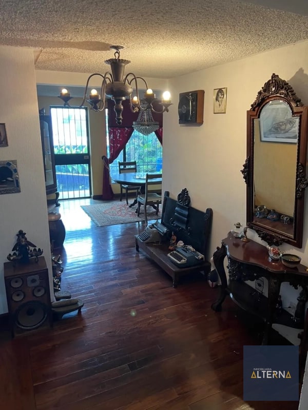 Casa en Venta en Zona 16 - 12