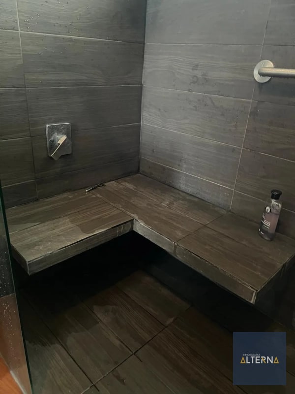 Casa en Venta en Zona 16 - 3