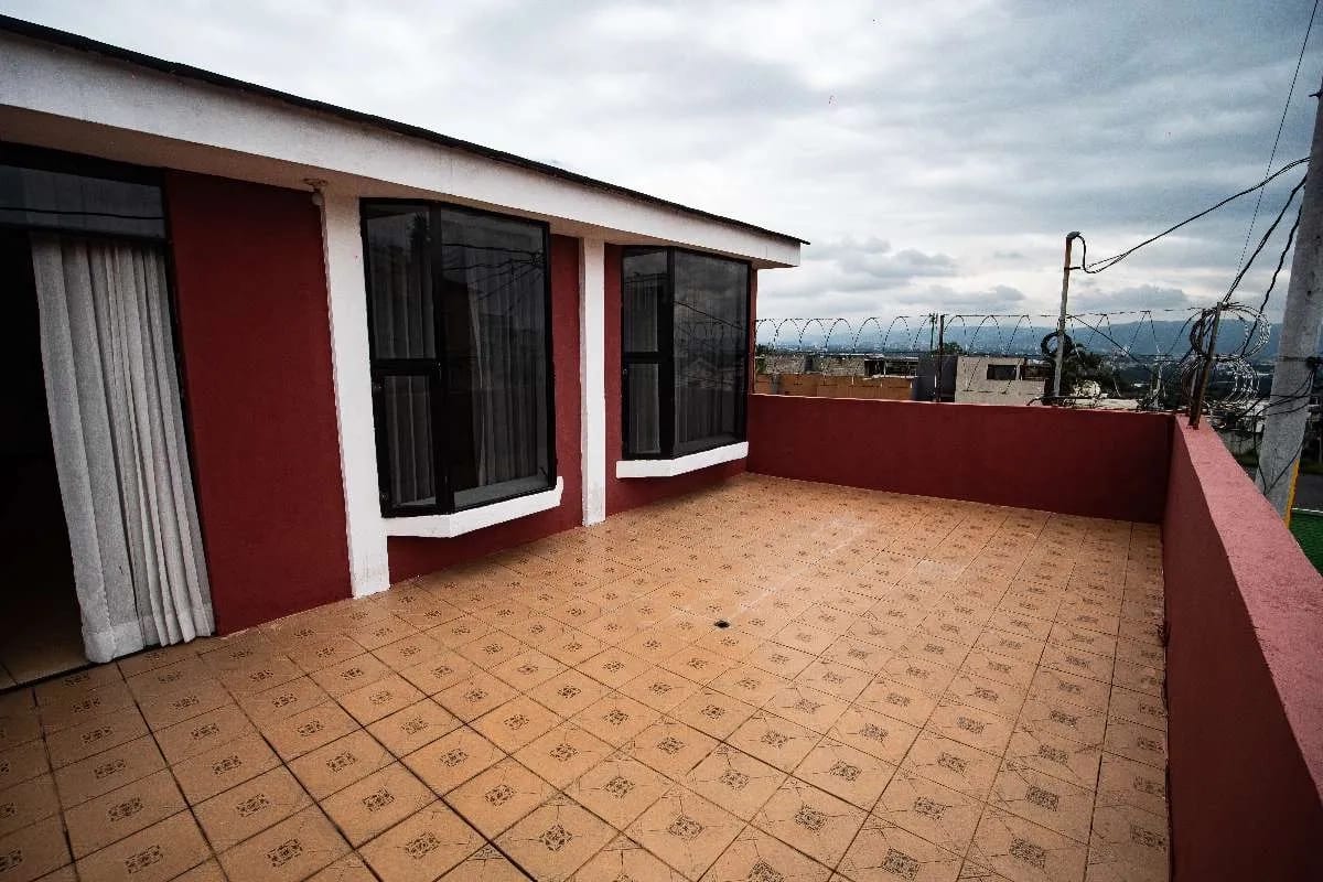 Se vende casa, 4 habitaciones,  Boulevard Balcones, San Cristóbal – Mixco - 7