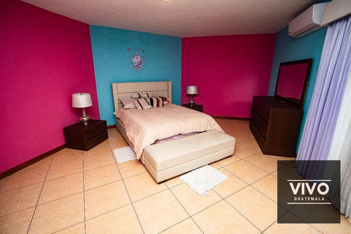 Se vende casa, 4 habitaciones, Boulevard Balcones, San Cristóbal – Mixco - 4