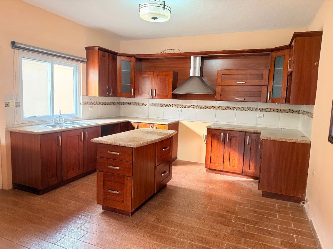 Casa de un nivel en venta en Condominio en Fraijanes — Casa en Venta en Carretera a El Salvador, Guatemala, Ciudad — foto 7 de 7