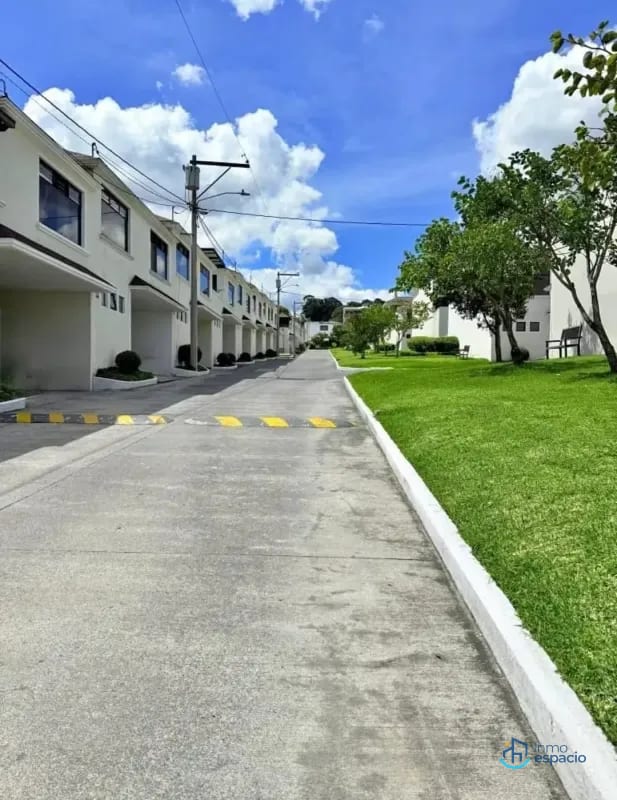 Casa en venta zona 8 mixco-San Cristóbal — Casa en Venta en Zona 8 Mixco, Guatemala, Ciudad — foto 8 de 17