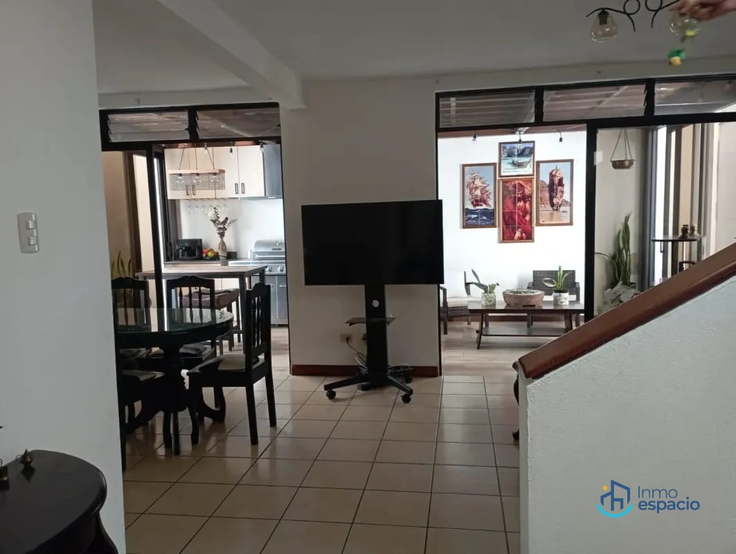 Casa en venta zona 8 mixco-San Cristóbal — Casa en Venta en Zona 8 Mixco, Guatemala, Ciudad — foto 3 de 17