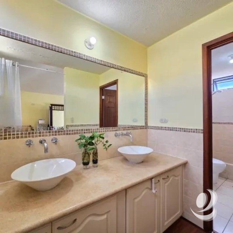 Casa en Venta cercana a Walmart de San Cristóbal, - 3