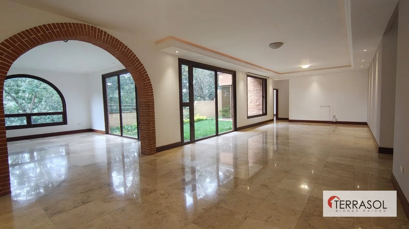 Casa en venta Encinos de Cayala - 3