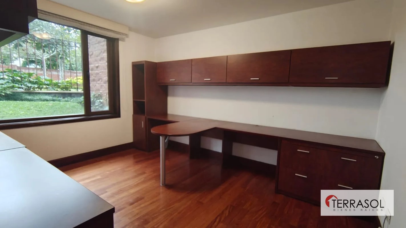Casa en venta Encinos de Cayala - 2