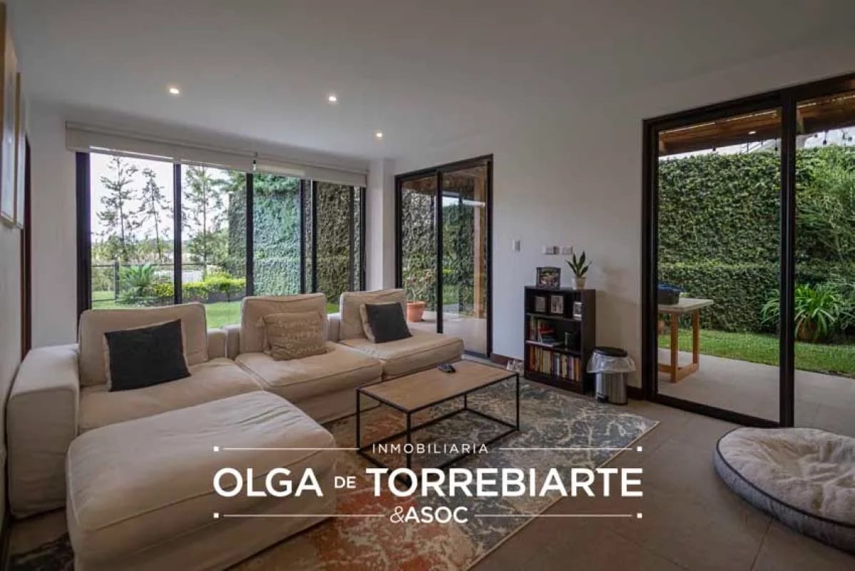Casa en Santuaria Muxbal, Condominio Jacarandas — Casa en Venta en Jacarandas de Muxbal, Muxbal, Guatemala, Ciudad — foto 13 de 14
