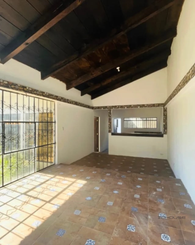 Casa En Venta En Santa Lucía Milpas Altas - 4