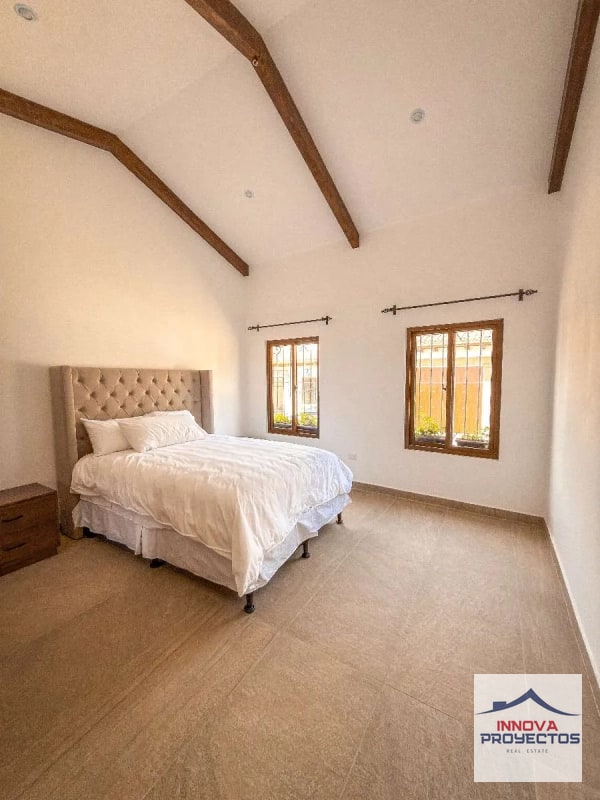 Venta de casa en Antigua Guatemala - 8