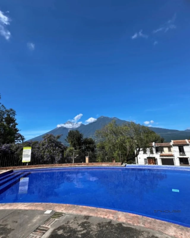 CASA EN VENTA EN ANTIGUA GARDENS - 1