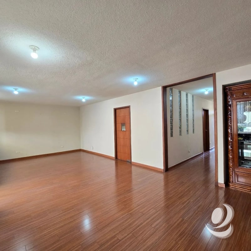 Casa en Venta cercana a Walmart de San Cristóbal, - 2