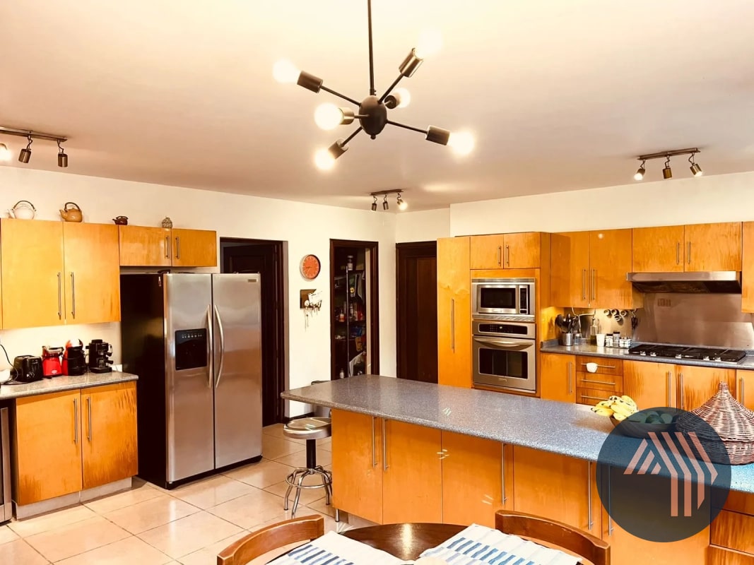 VENTA DE HERMOSA CASA - LAS LOMAS, KM 16.5 CES - 4